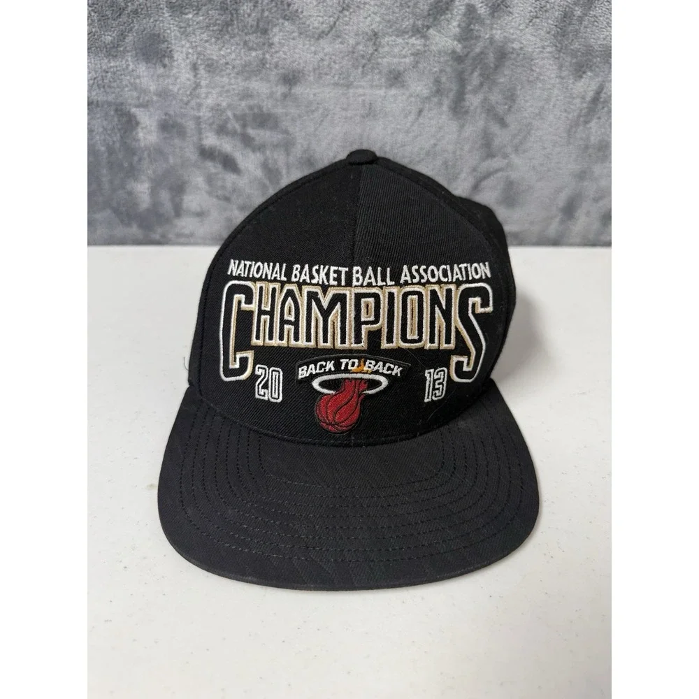 Miami Heat Slideback Hat Black OSFA 2013 Back to Back Champions NBA Adidas